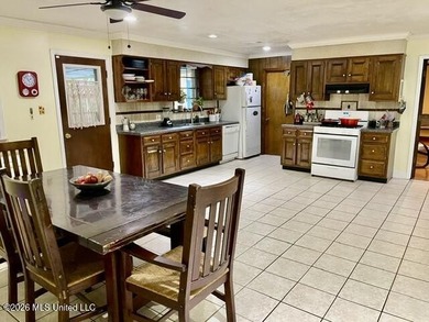 Discover the perfect blend of comfort, convenience, and - photo 15