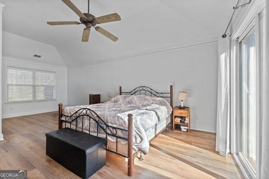Beautiful 3 bedroom, 3 bathroom home located in the highly - photo 16