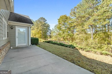 Beautiful 3 bedroom, 3 bathroom home located in the highly - photo 24