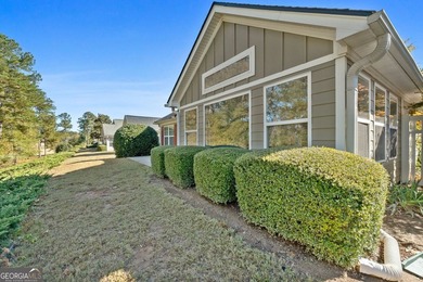 Beautiful 3 bedroom, 3 bathroom home located in the highly - photo 25