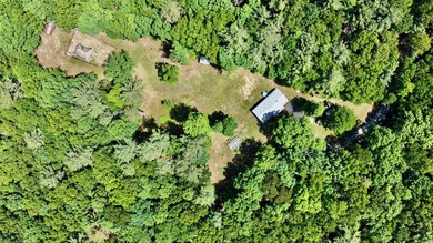 Country living at its best! Check out this recently renovated - photo 30