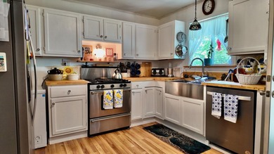 Country living at its best! Check out this recently renovated - photo 43