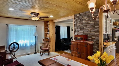 Country living at its best! Check out this recently renovated - photo 48