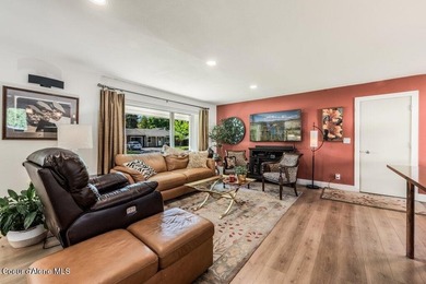 Beautifully updated & move-in ready, this spacious 4-bedroom - photo 7
