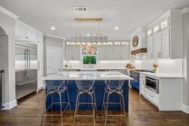 This sprawling 5-bedroom, 3.5-bathroom family estate offers - photo 13