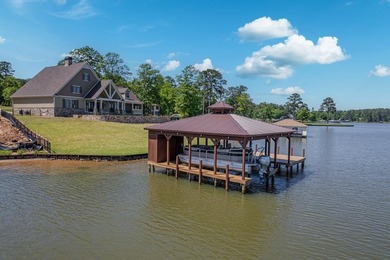 Wow, this is an absolutely stunning property not to leave out - photo 15
