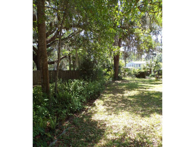 SOLID AND CONVENIENT HOME - This home nestled in the quiet but - photo 16