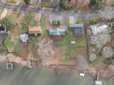 Wake up to open views of the Tennessee River in a home where the - photo 31