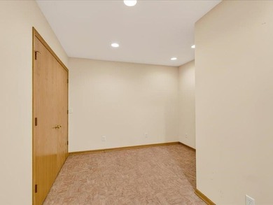 Welcome to this 4,126 sq ft home in desirable Seminole Hills - photo 48