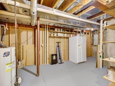Welcome to this 4,126 sq ft home in desirable Seminole Hills - photo 49