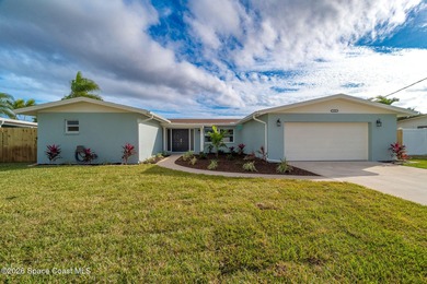 (private lake, pond, coastal) Home For Sale in Merritt Island Florida