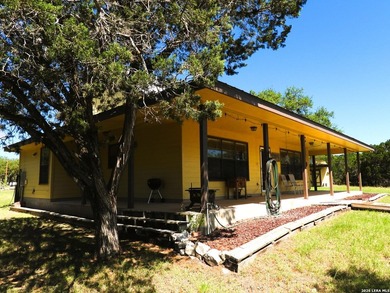 Leave the traffic, noise, and crowded neighborhoods behind and - photo 2