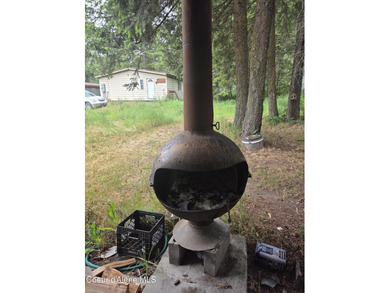 Here is your chance to own a piece of history in Moyie Springs - photo 4