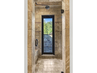 If you are looking for prestige and privacy 102 Alameda is - photo 10