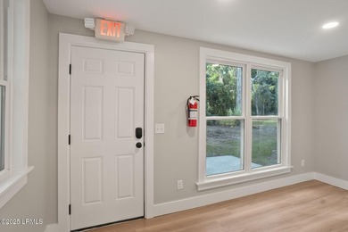 Prime commercial space available on Lady's Island's second - photo 18
