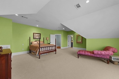 This elegant executive brick home offers luxury living and - photo 31