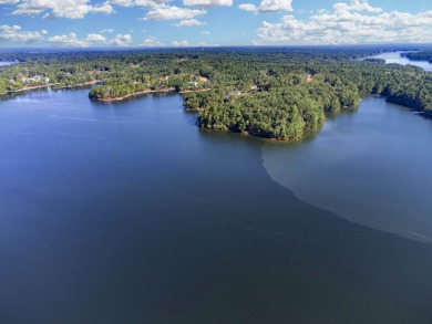 Lake Oconee Lot For Sale in Greensboro Georgia