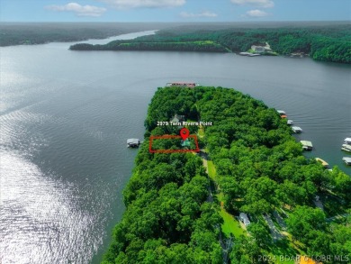 Lake Home For Sale in Camdenton, Missouri