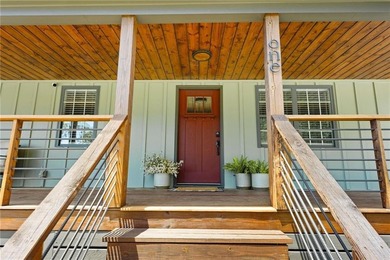 Tucked away inside the exclusive gated community of Colonial - photo 6