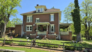 Welcome to Locust Hill, a hospitality business on 21+/- scenic - photo 21