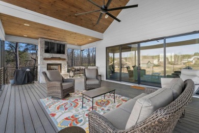 Experience a new standard in this recently constructed - photo 28
