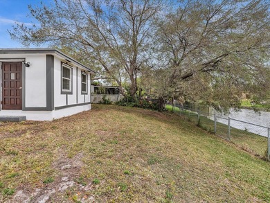 Experience the ultimate in modern waterfront living at 5710 SW - photo 36