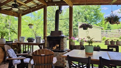 Welcome to Locust Hill, a hospitality business on 21+/- scenic - photo 40