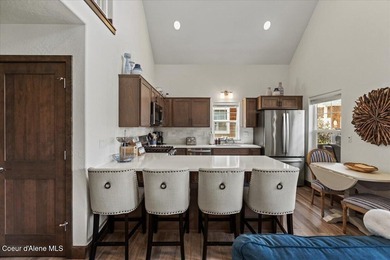 Welcome to On Golden Pend Orielle, a charming 3-bedroom, 2-bath - photo 10