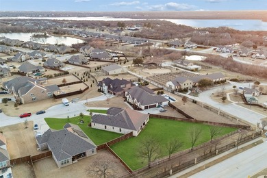 Nestled on a highly desirable cul-de-sac lot in the sought-after - photo 2