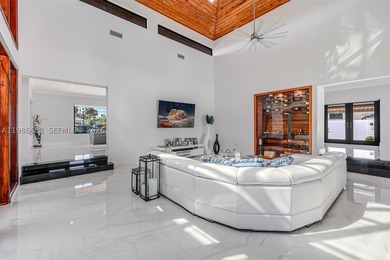 Welcome to this masterpiece of modern architecture! Experience - photo 16