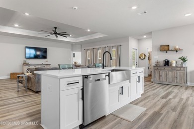 Stunning like-new home in Southern Belle Estates! If you're - photo 17