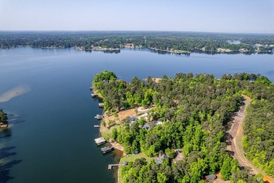 Stunning lakefront lot on Lake Sinclair! Located in a desirable - photo 17