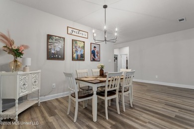 Stunning like-new home in Southern Belle Estates! If you're - photo 20