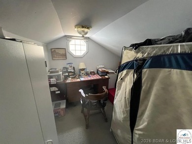 Lake of the Ozarks family oasis ready and available for you and - photo 34