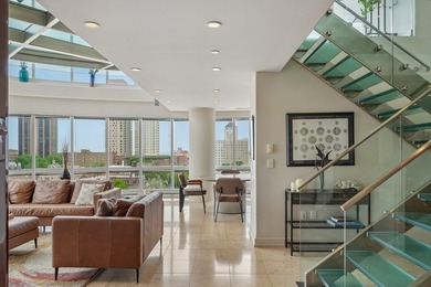 Unparalleled luxury in this breathtaking unit at the prestigious - photo 2
