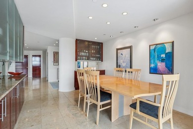 Unparalleled luxury in this breathtaking unit at the prestigious - photo 8