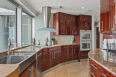 Unparalleled luxury in this breathtaking unit at the prestigious - photo 9