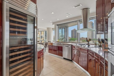 Unparalleled luxury in this breathtaking unit at the prestigious - photo 10