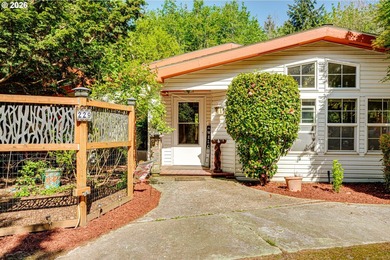 Welcome to your private retreat just minutes from town! This 2 - photo 11