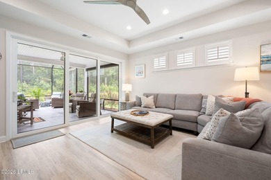 Beautiful Lucia Villa offering a private preserve setting and - photo 21