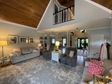 Country living at it's best. Check out this custom-built home - photo 21
