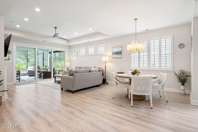 Beautiful Lucia Villa offering a private preserve setting and - photo 22