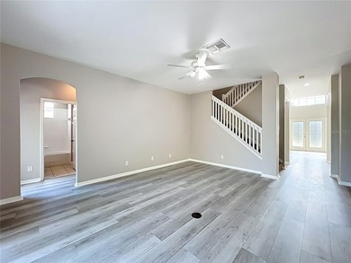 Welcome to this beautifully refreshed 4-bedroom, 3-bath - photo 22