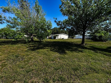 Motivated seller, open to offers. This tastefully updated home - photo 22