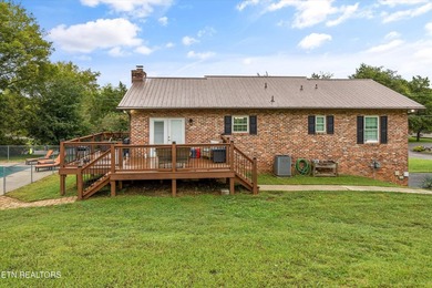 Move-In Ready Split Rancher - Perfect for Living, Relaxing & - photo 23