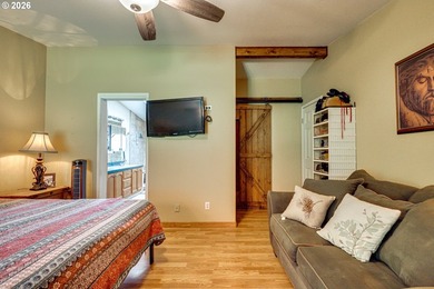 Welcome to your private retreat just minutes from town! This 2 - photo 25