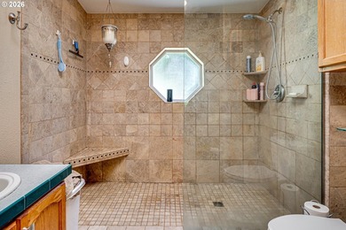 Welcome to your private retreat just minutes from town! This 2 - photo 28