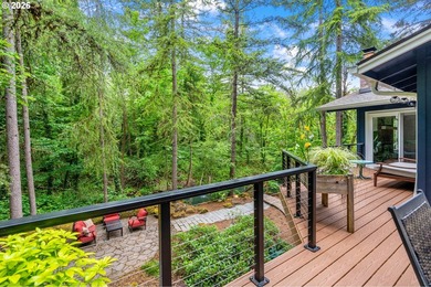 BEST VALUE ON THE LAKE. Waterfront Lake Oswego living in a - photo 29