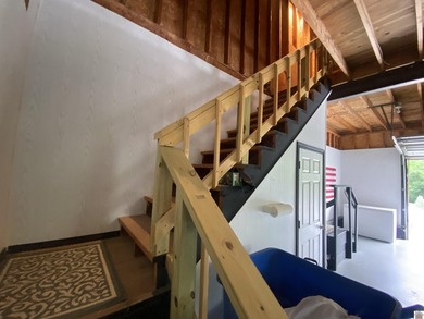 Country living at it's best. Check out this custom-built home - photo 44
