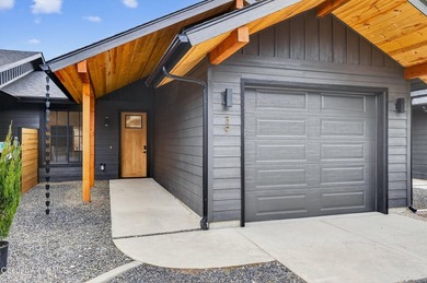 Welcome to Kaniksu Cabins, where modern comfort meets the wild - photo 1